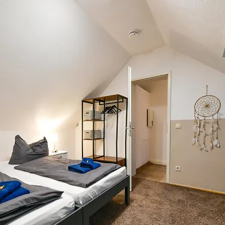 Grosses Spree Apartment, 3 Schlafzimmer Bis 10 Personen, 4X Kfz Parkplatz, Terrasse, Waschtrockner, Wlan, Netflix Cottbus Exterior photo