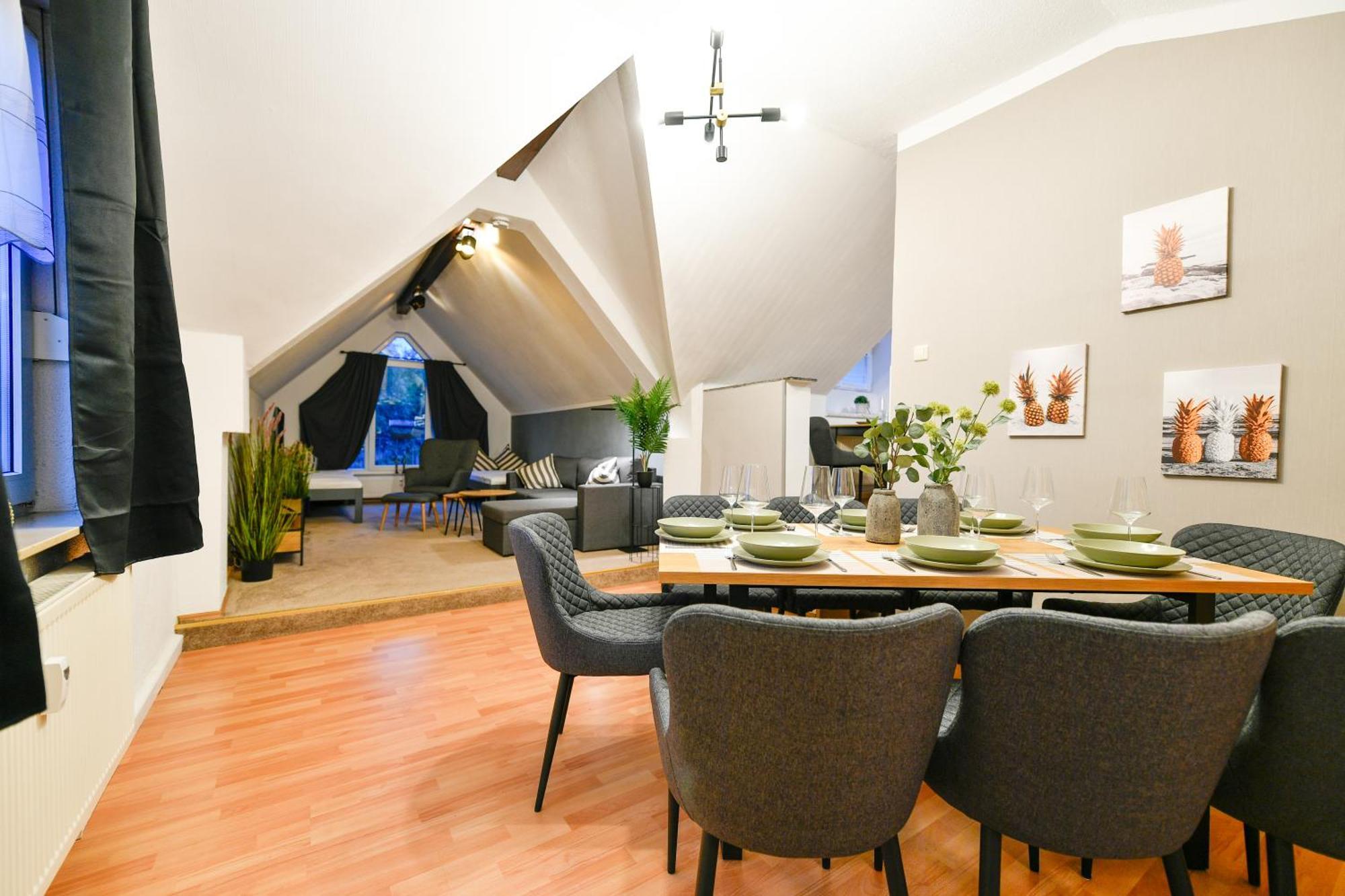 Grosses Spree Apartment, 3 Schlafzimmer Bis 10 Personen, 4x Kfz Parkplatz, Terrasse, Waschtrockner, Wlan, Netflix Cottbus